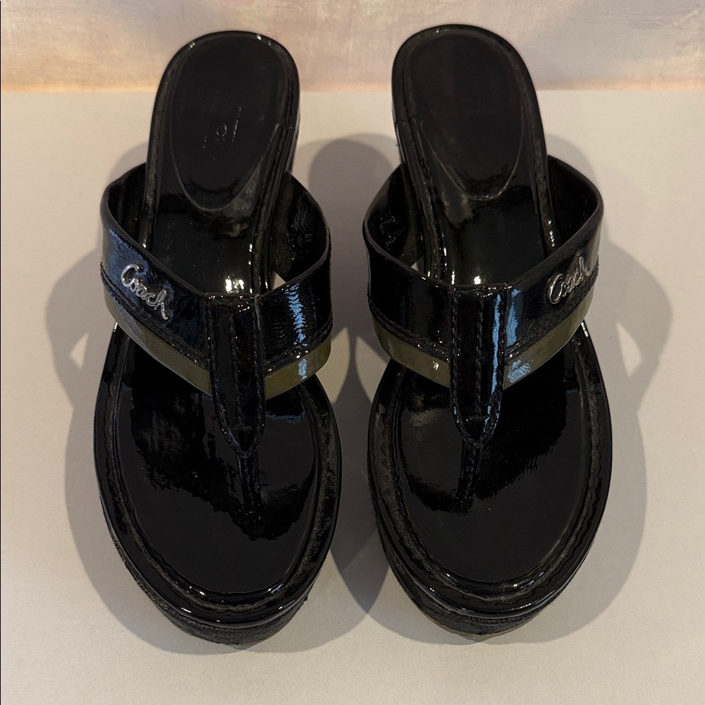 COACH JODY BLACK PATENT THONG SANDAL